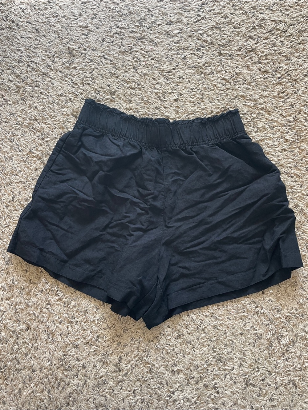 H&M Black High-Waist Elastic Lounge Shorts